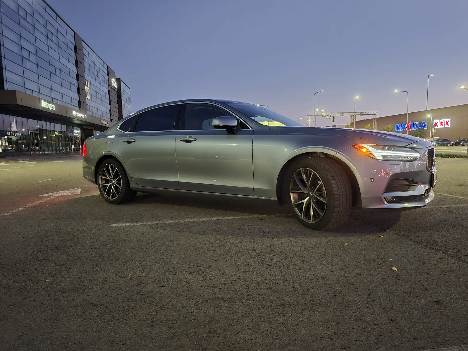 Janmaro pristatytas automobilis Kaune