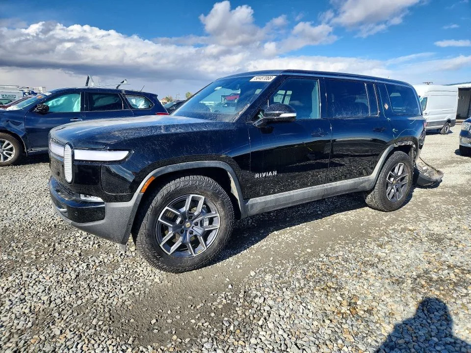 2024 Rivian R1S