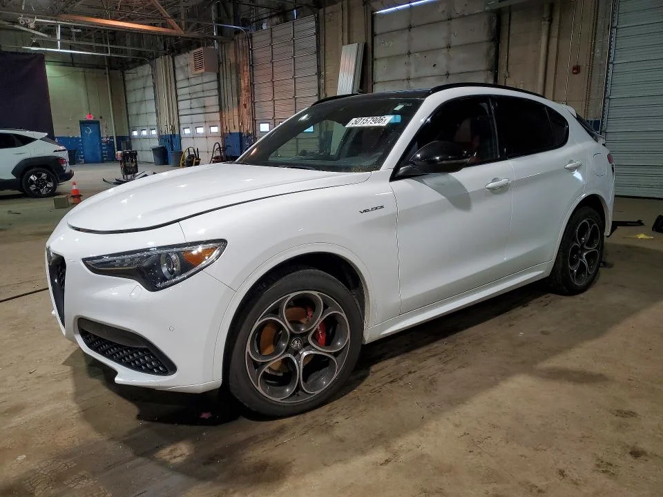 2023 Alfa Romeo Stelvio