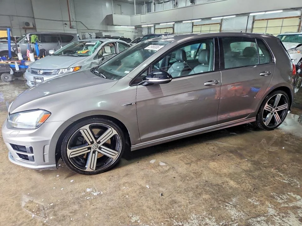 2016 Volkswagen Golf R