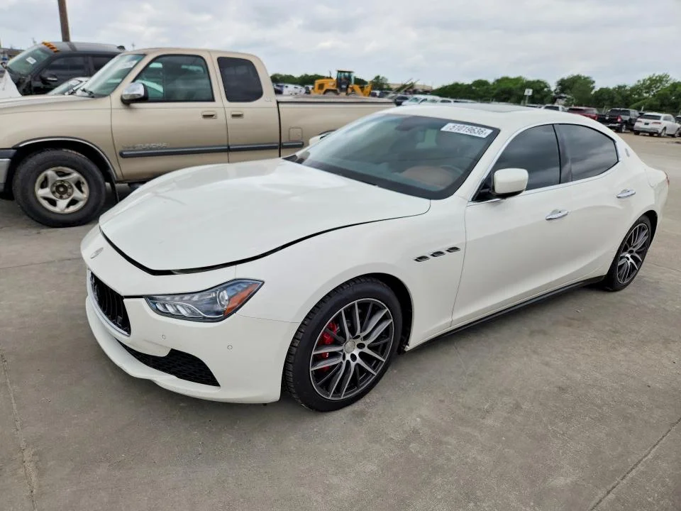 2014 Maserati Ghibli