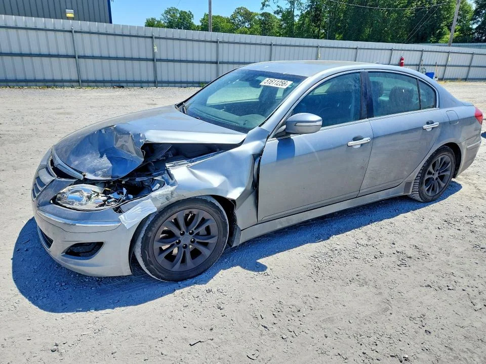 2013 Hyundai Genesis