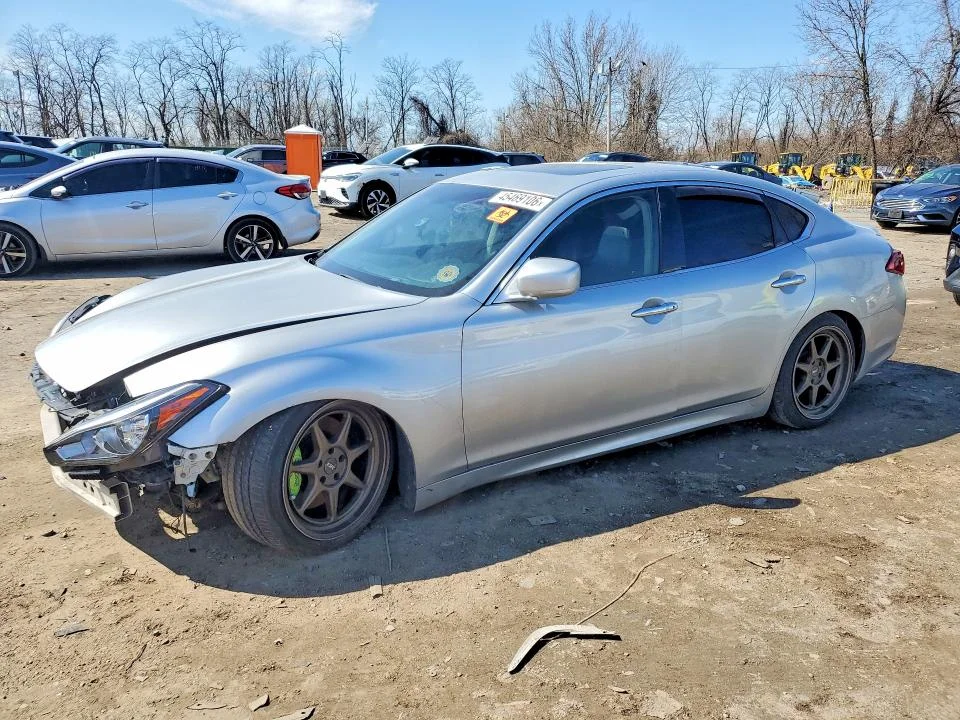 2011 Infiniti M37