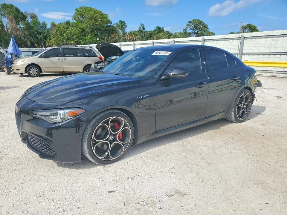 2022 Alfa Romeo Giulia