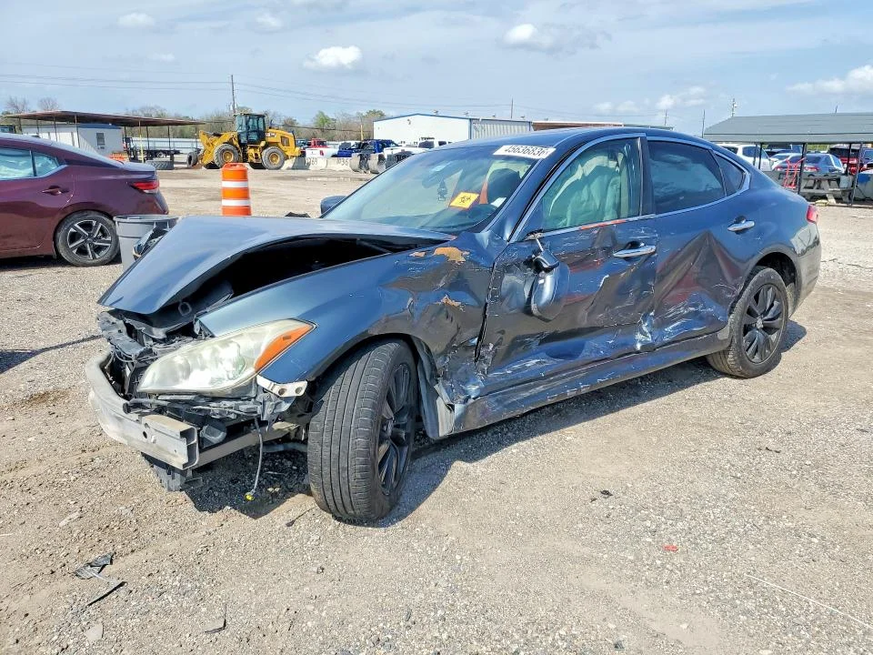 2012 Infiniti M37