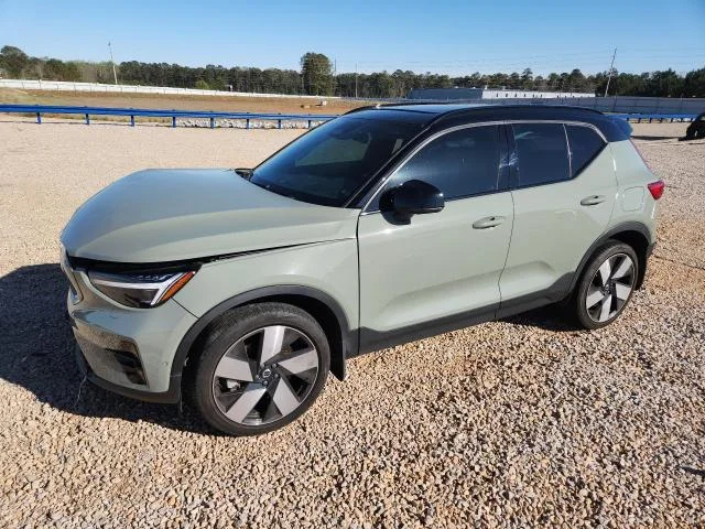 2023 Volvo Xc40