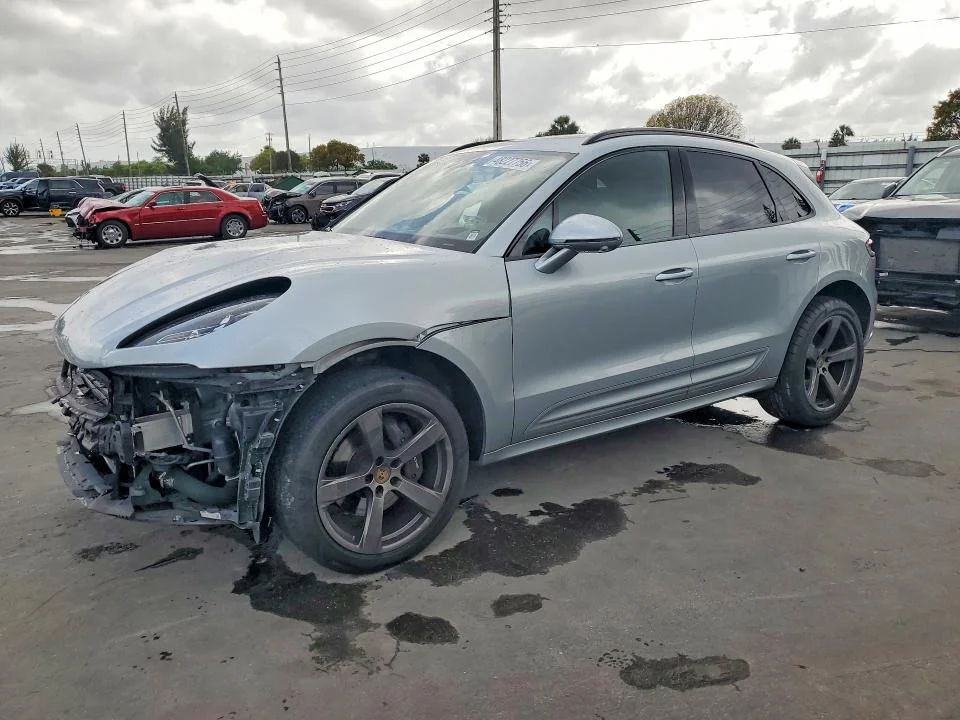 2023 Porsche Macan