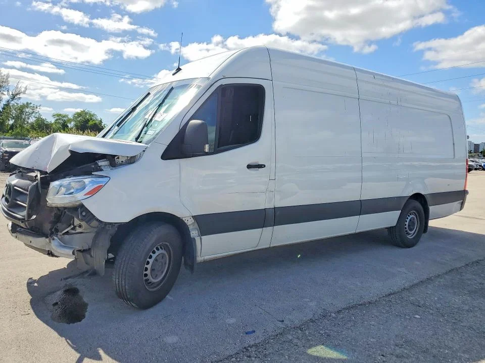 2024 Mercedes Benz Sprinter