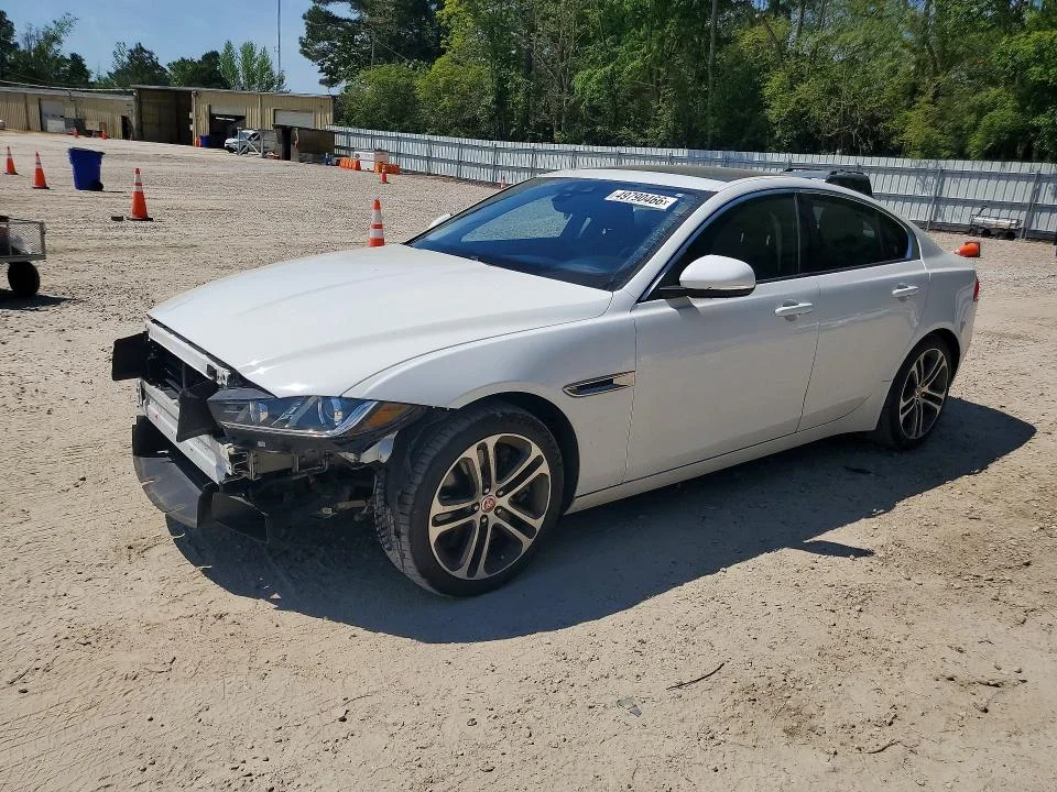 2017 Jaguar Xe