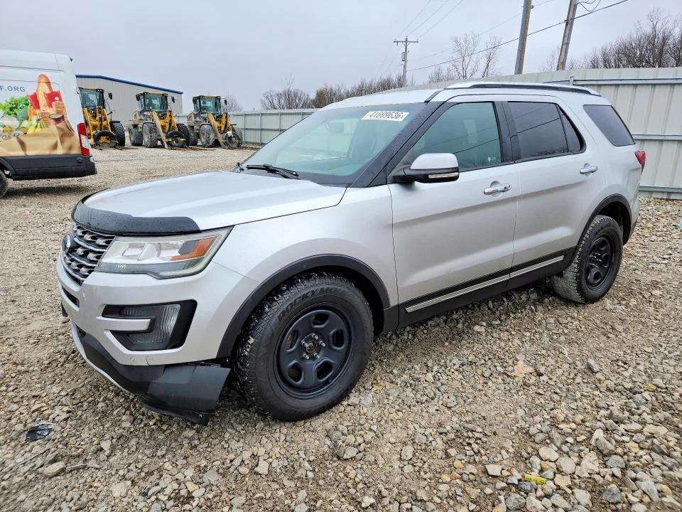 2016 Ford Explorer