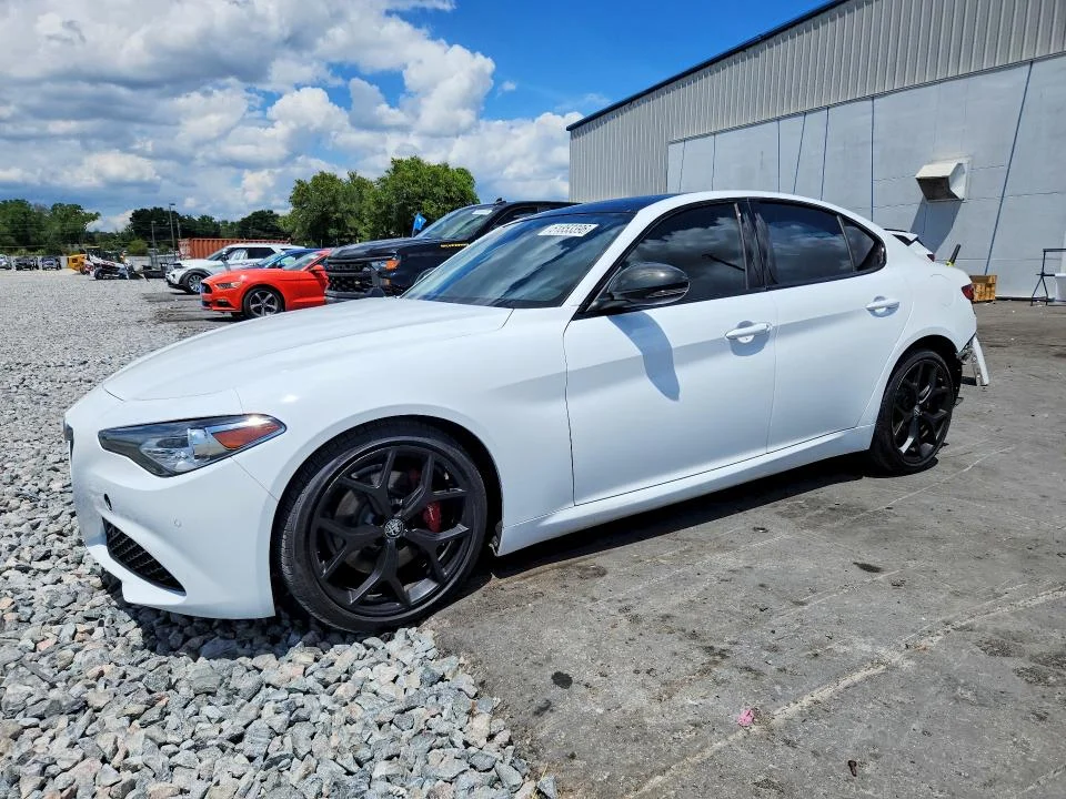 2021 Alfa Romeo Giulia