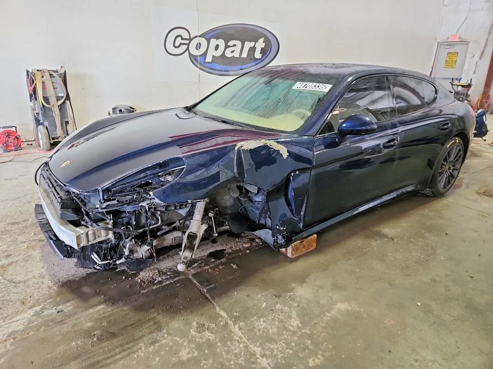 2016 Porsche Panamera