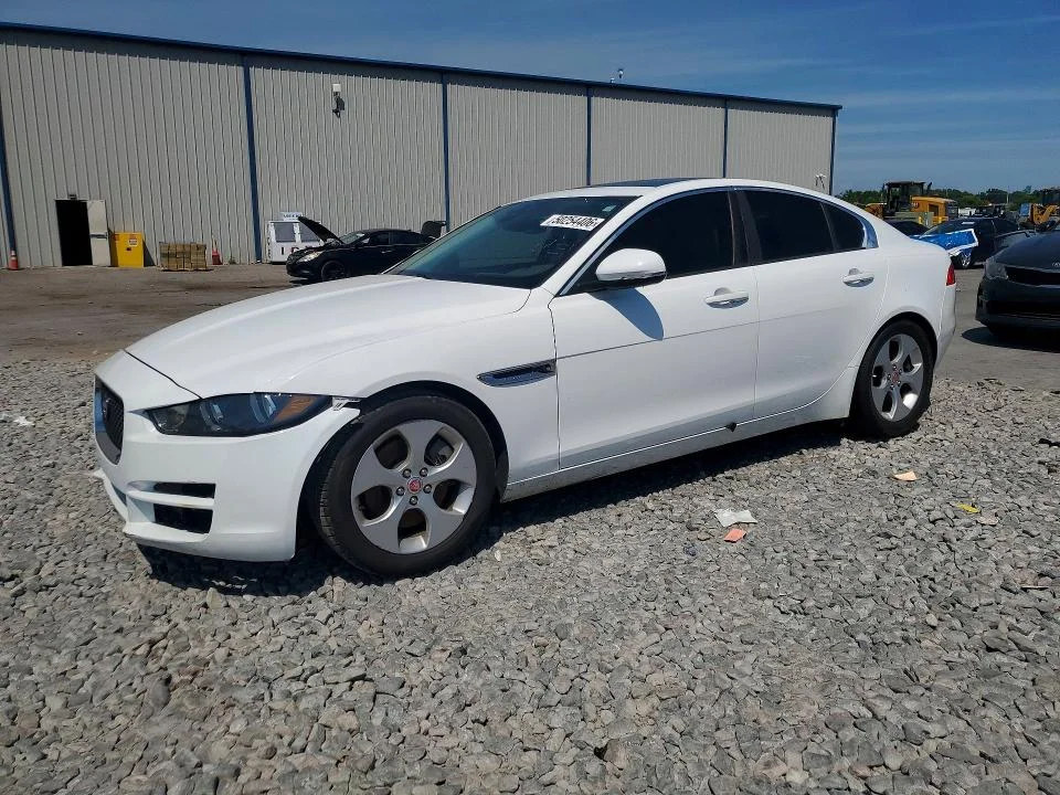 2017 Jaguar Xe
