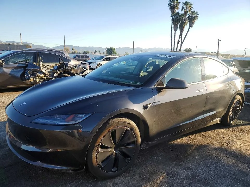 2025 Tesla Model 3