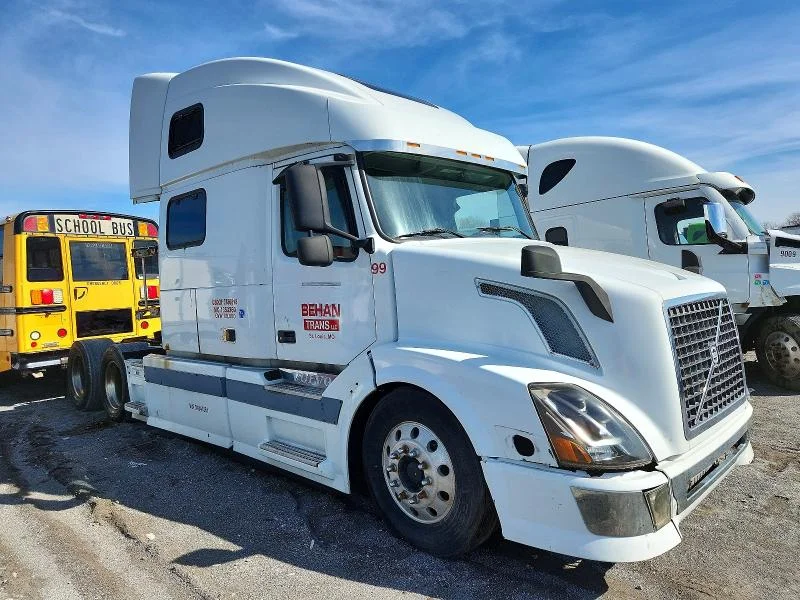 2003 Volvo Vnl