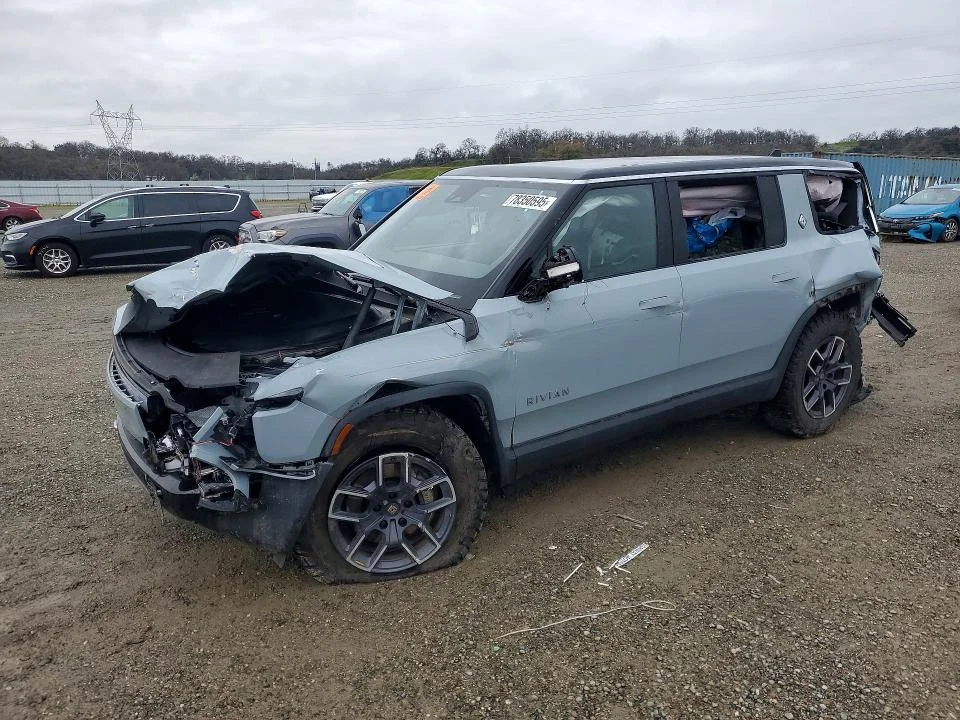 2023 Rivian R1S