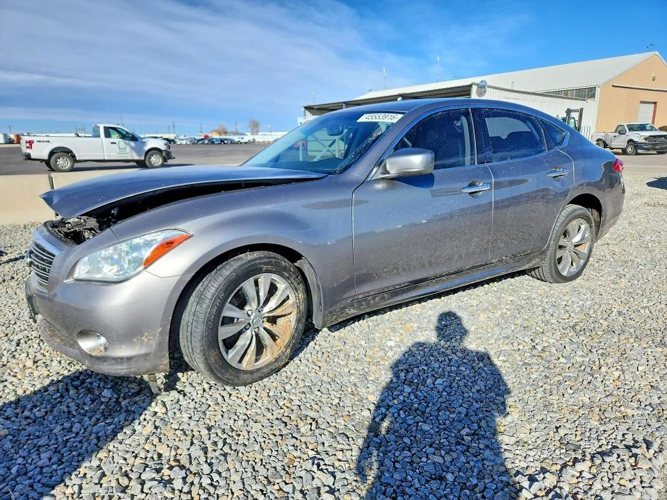 2012 Infiniti M37