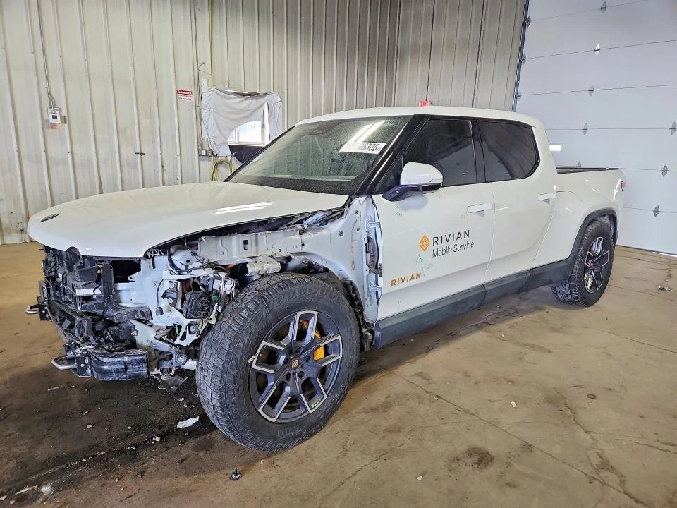 2022 Rivian R1T