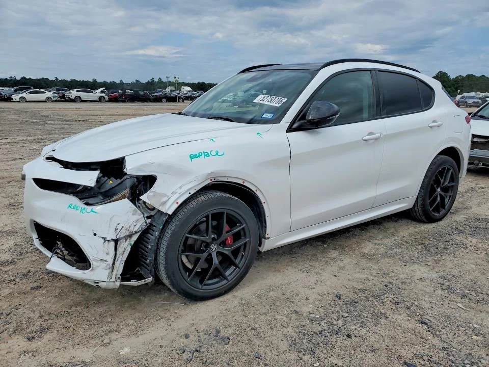 2021 Alfa Romeo Stelvio