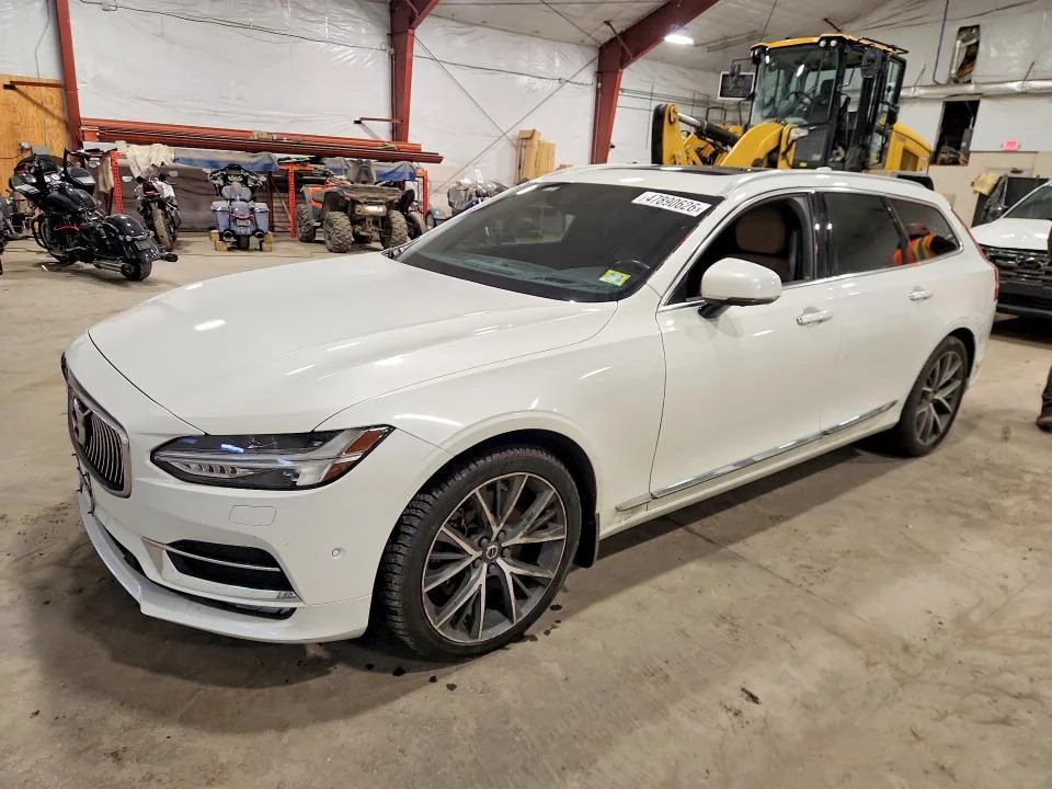 2018 Volvo V90