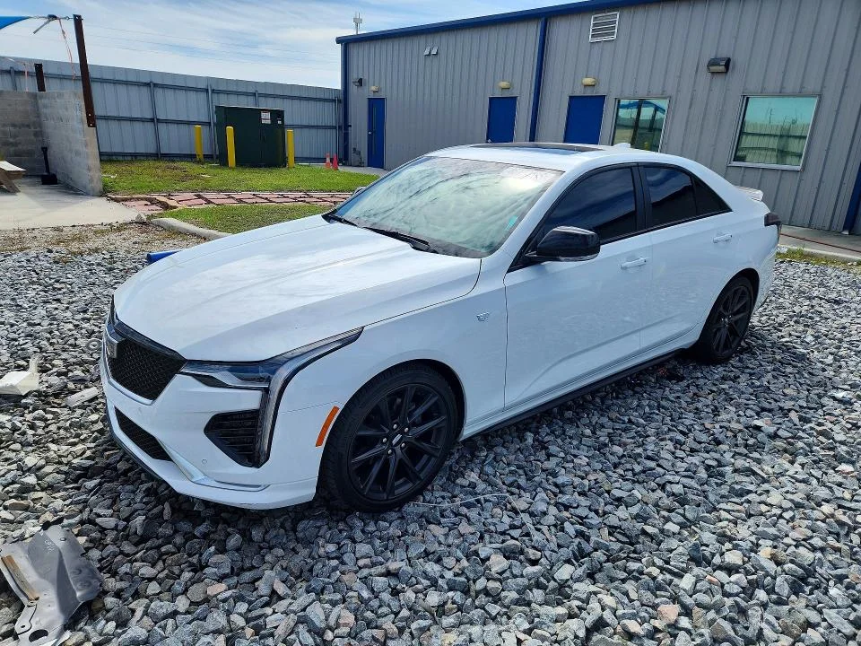 2025 Cadillac Ct4