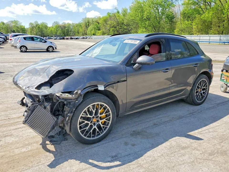 2016 Porsche Macan