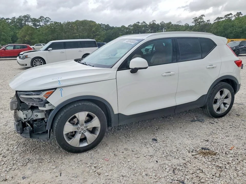 2019 Volvo Xc40