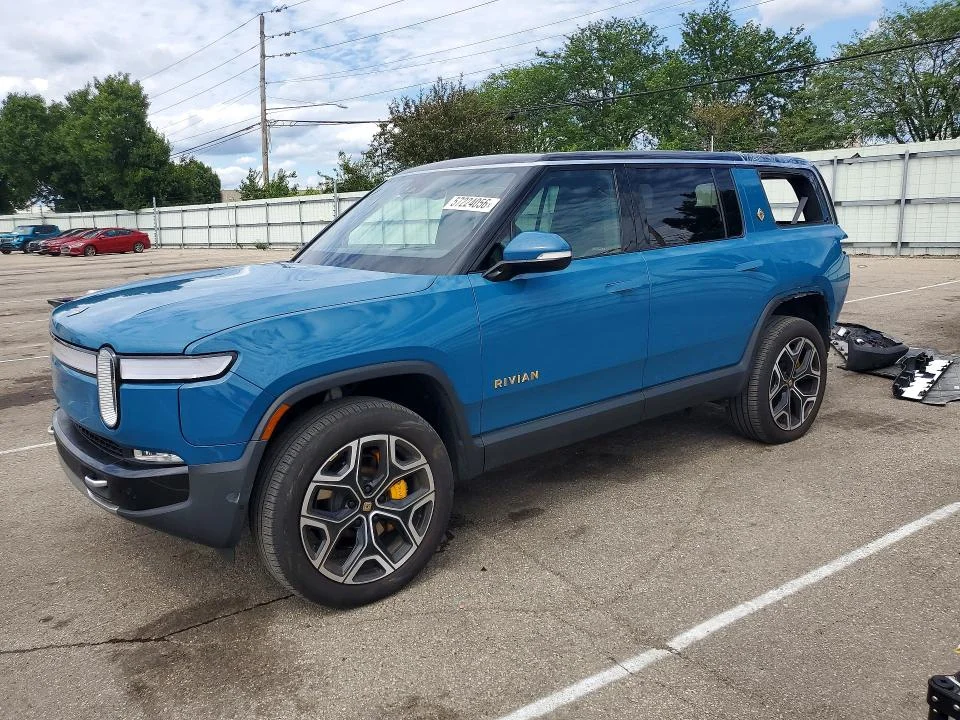 2024 Rivian R1S