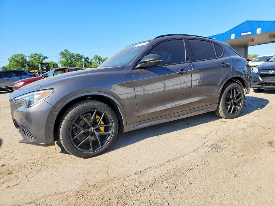 2021 Alfa Romeo Stelvio
