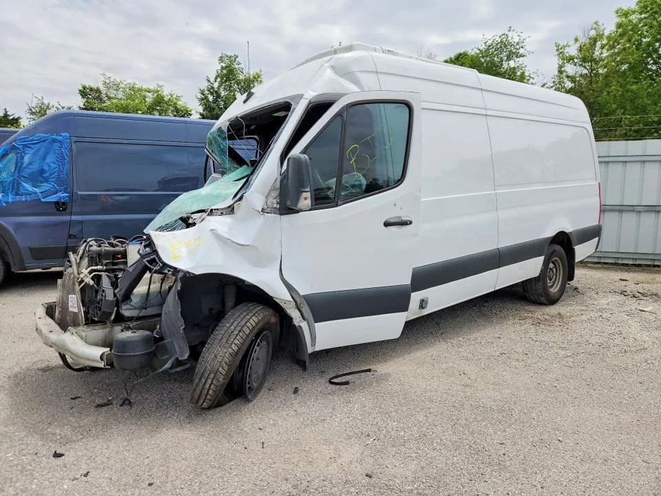 2022 Mercedes Benz Sprinter