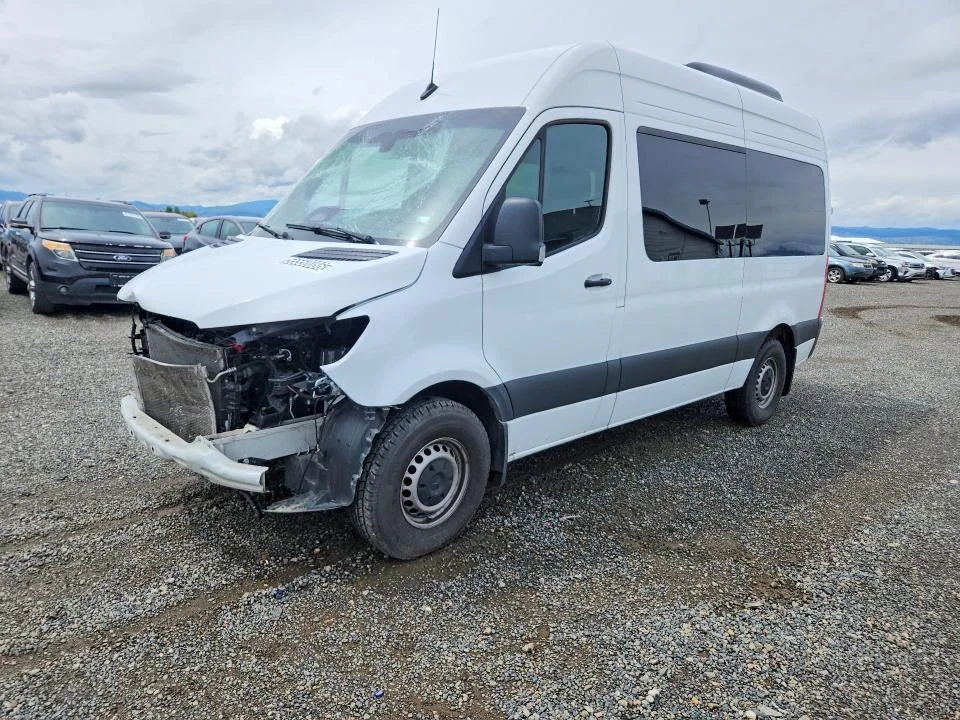 2025 Mercedes Benz Sprinter