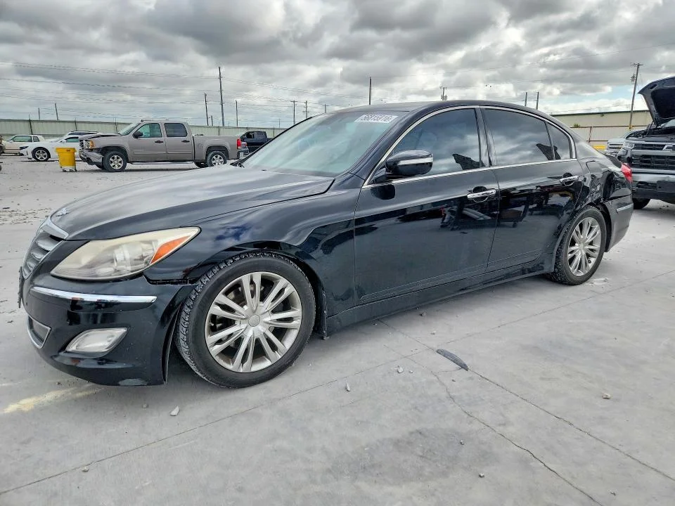 2013 Hyundai Genesis
