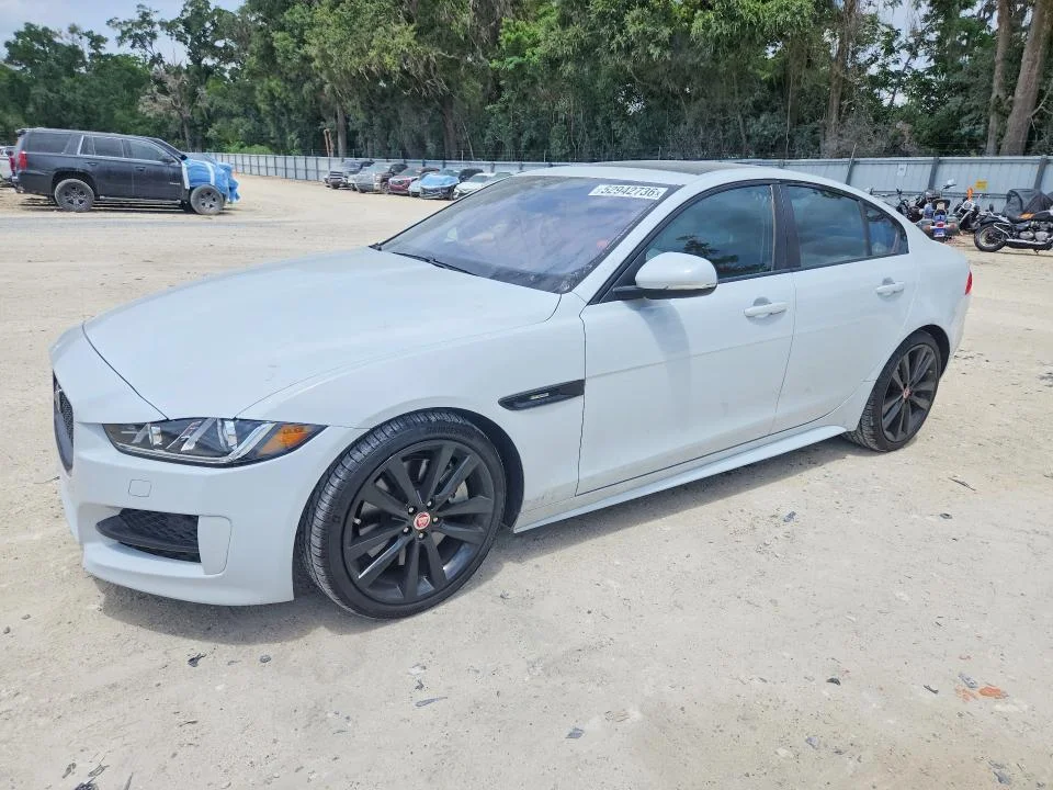 2017 Jaguar Xe