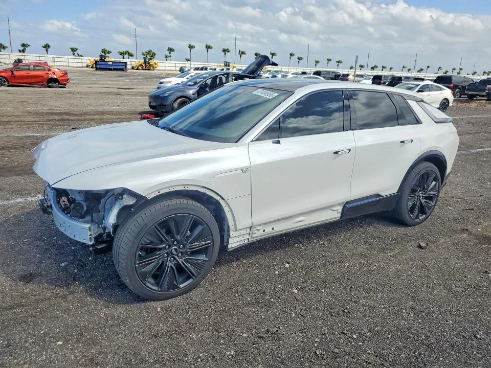 2024 Cadillac Lyriq