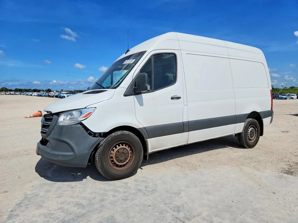 2024 Mercedes Benz Sprinter