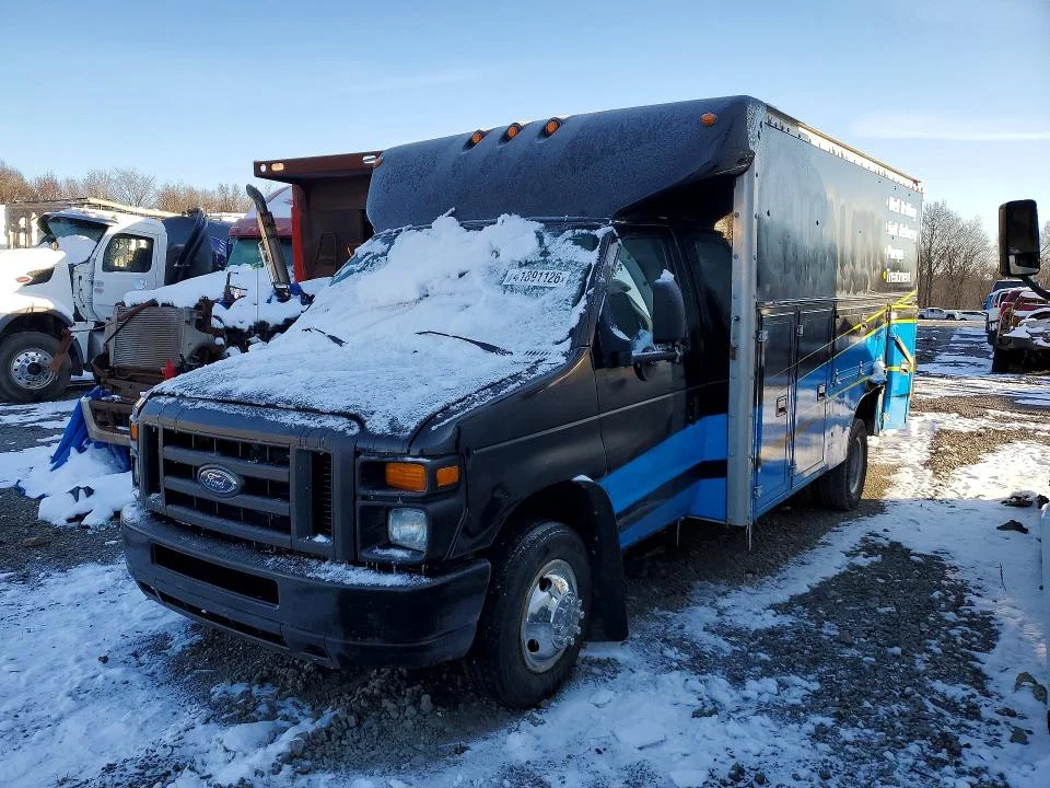 2012 Ford E350