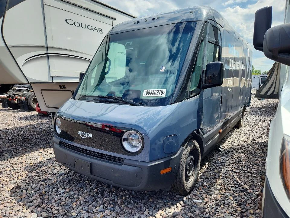 2022 Rivian Edv 700
