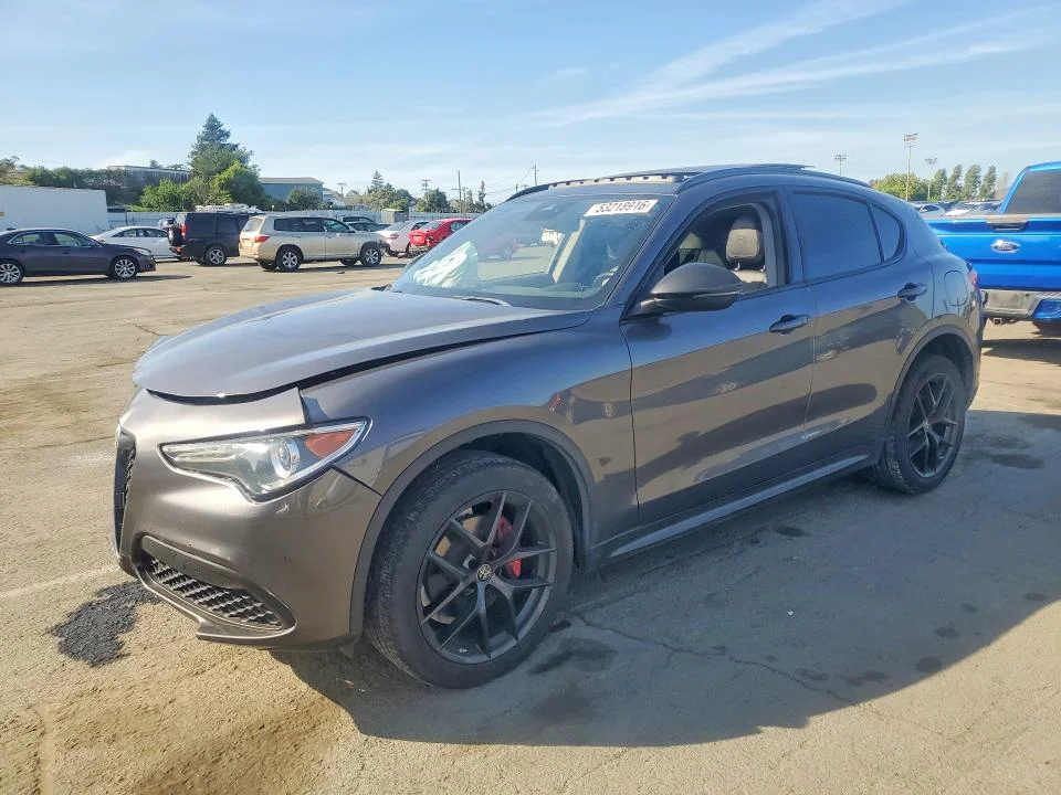 2020 Alfa Romeo Stelvio