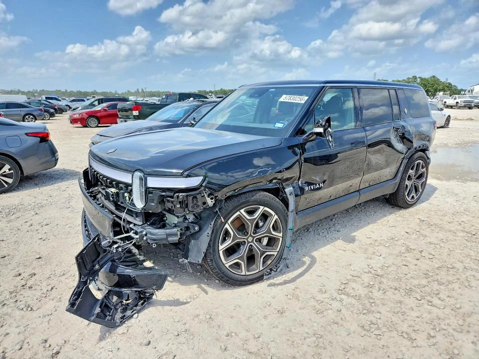 2024 Rivian R1S