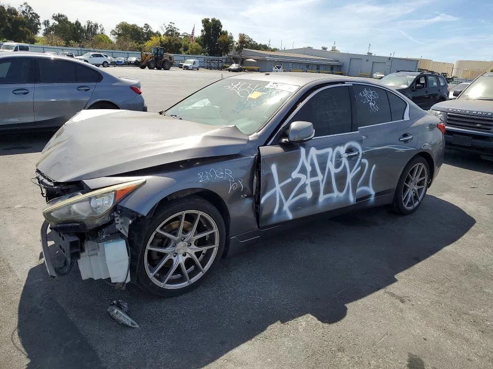 2014 Infiniti Q50
