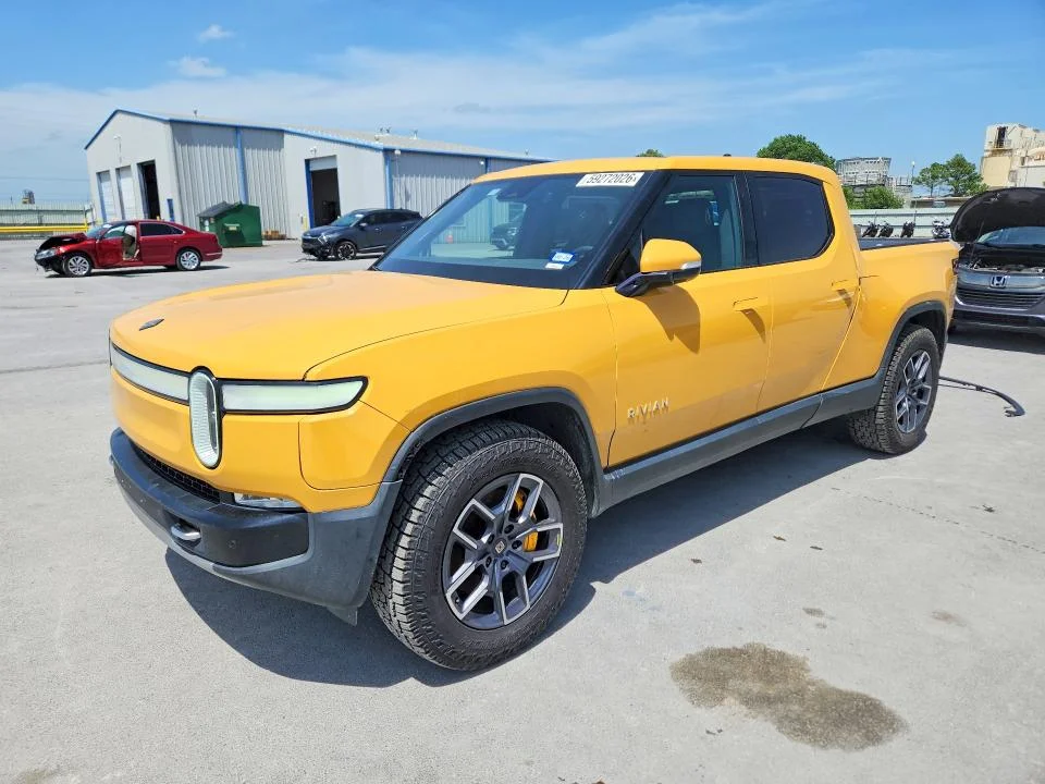 2022 Rivian R1T