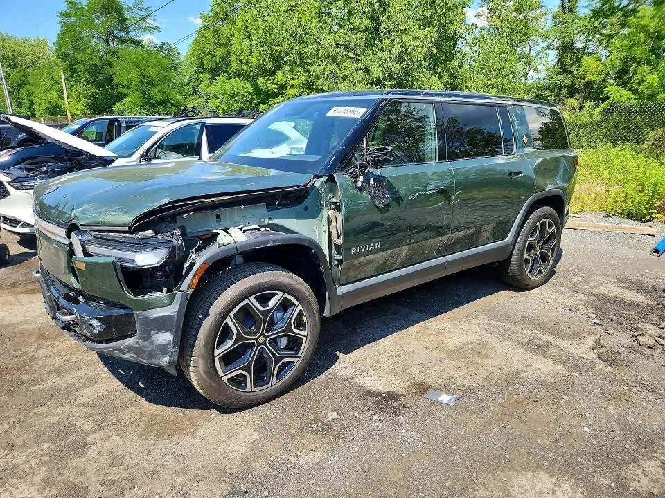 2026 Rivian R1S