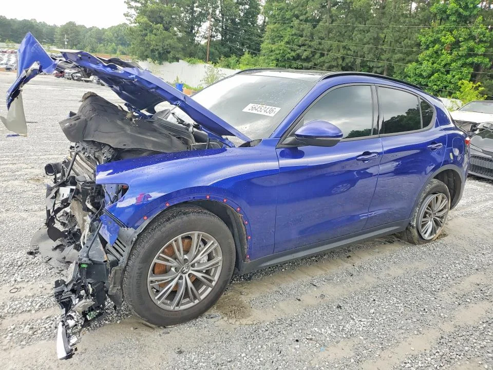 2022 Alfa Romeo Stelvio