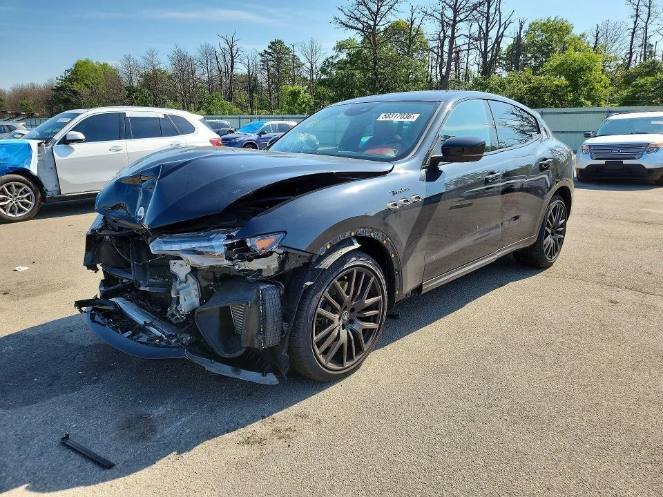2022 Maserati Levante