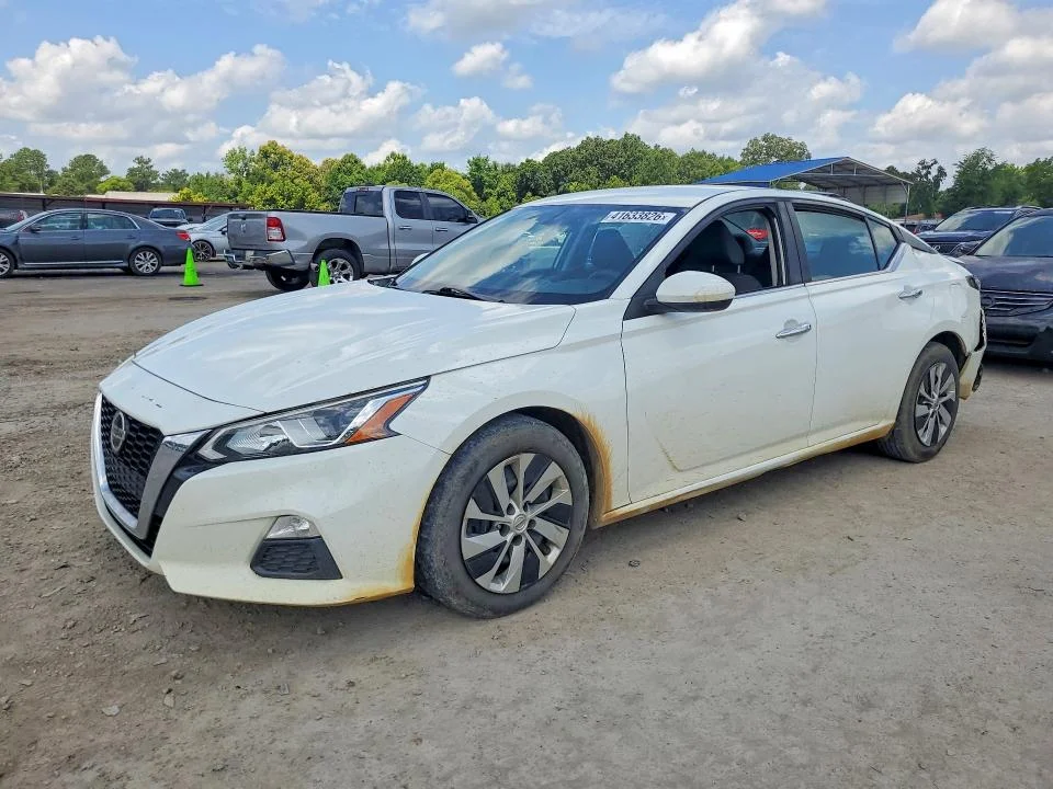 2020 Nissan Altima