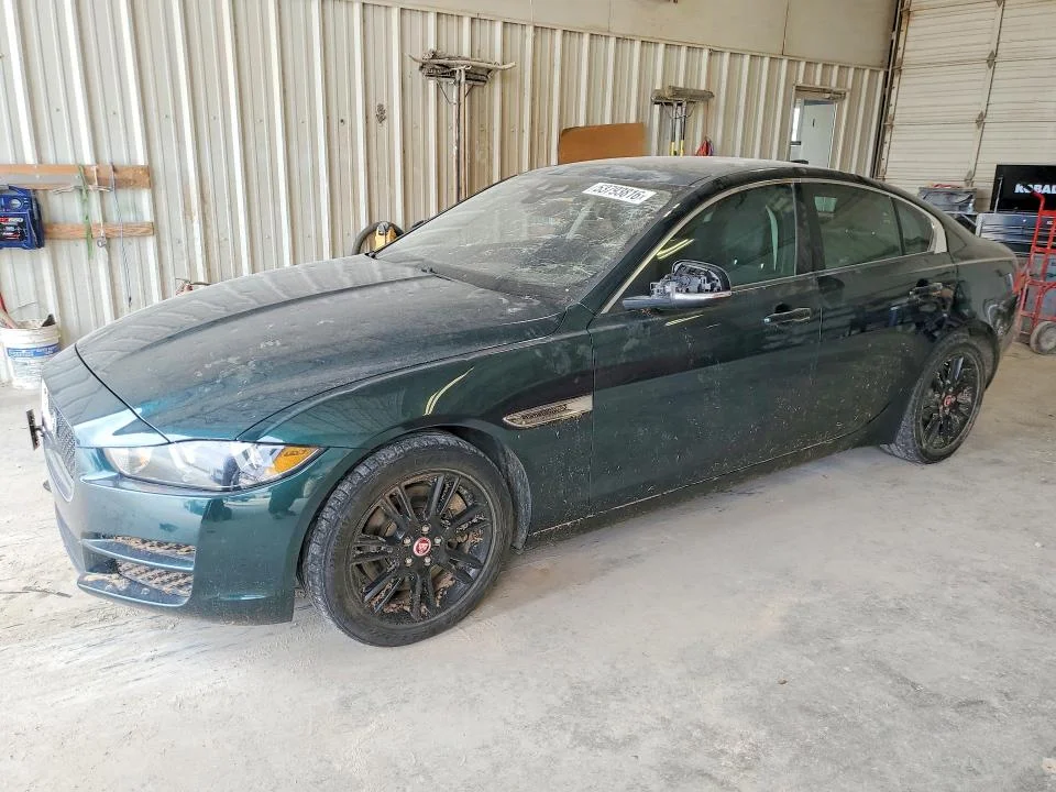 2017 Jaguar Xe