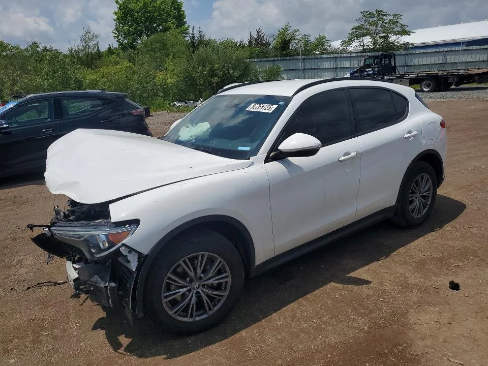 2022 Alfa Romeo Stelvio