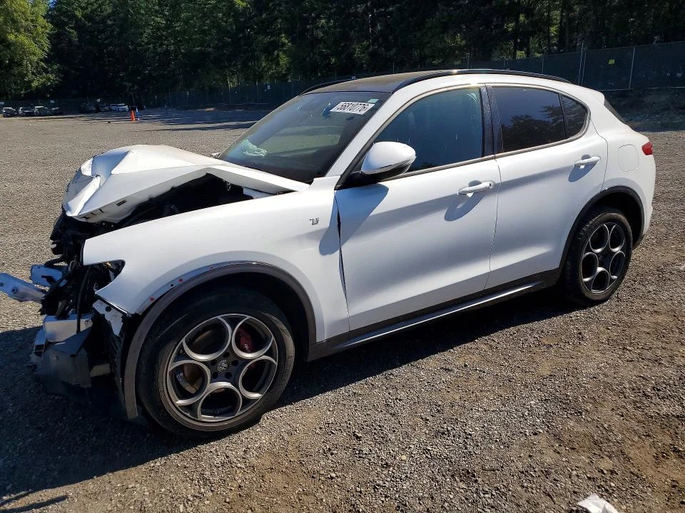 2022 Alfa Romeo Stelvio