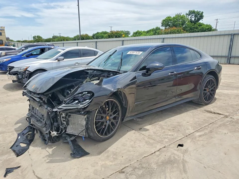 2022 Porsche Panamera