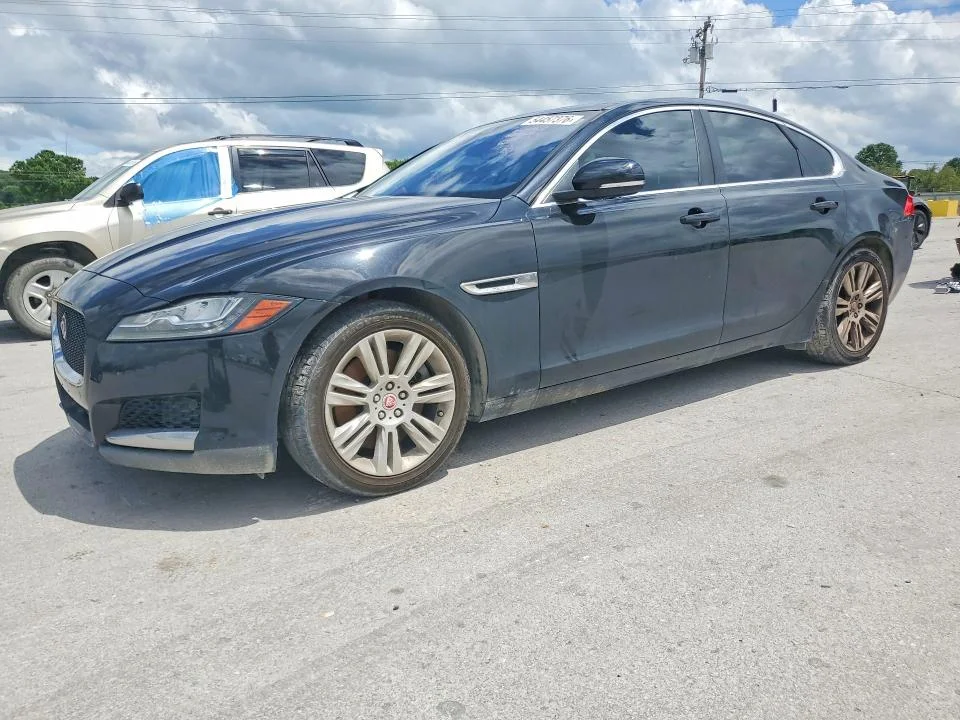 2018 Jaguar Xf